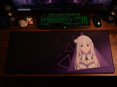 Emilia Deskpad